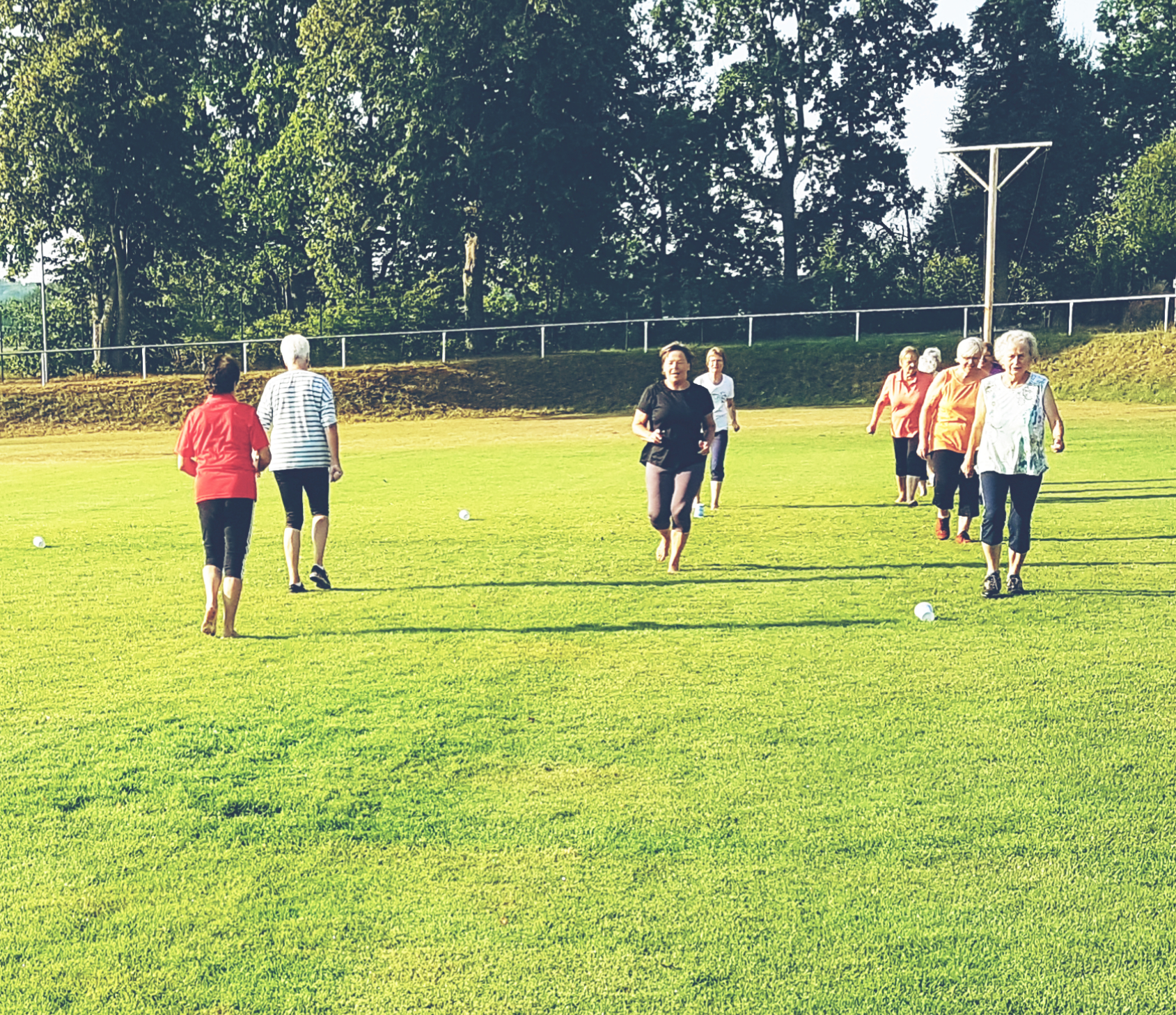 Ausdauertraining auf dem Sportplatz